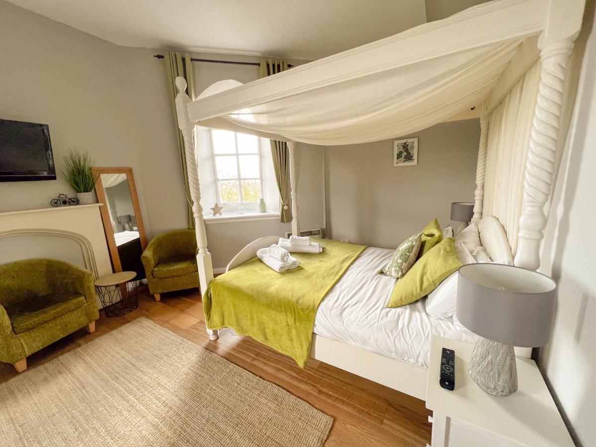 Hotel Castle At Edgehill 4*