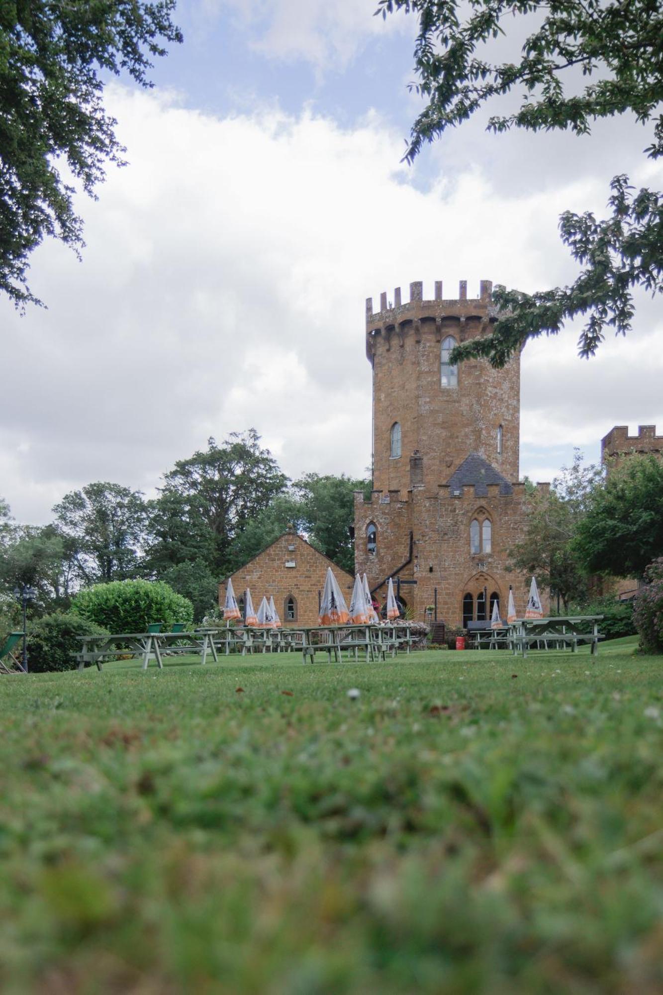 Castle At Edgehill Ratley