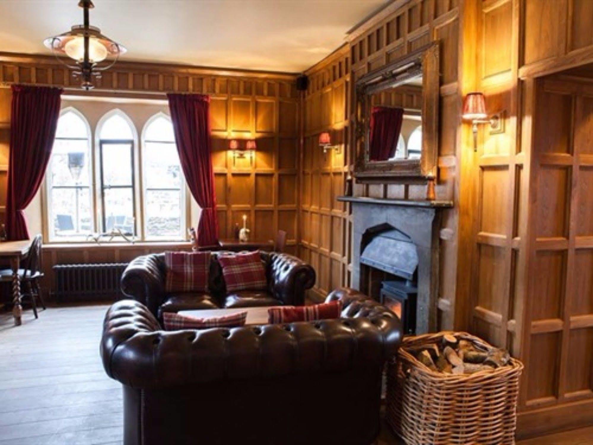 Castle At Edgehill Hotel